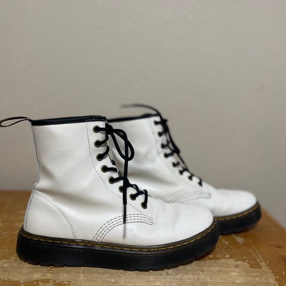 Dr. Martens Zavala White Leather Lace Up Combat Boots Men's Sz 7 Women's Sz 8